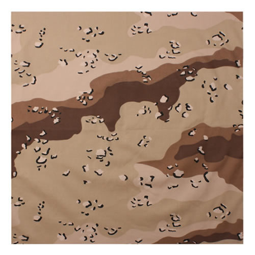 Pañuelo de algodón 55 x 55 cm camuflaje con bordes remallados