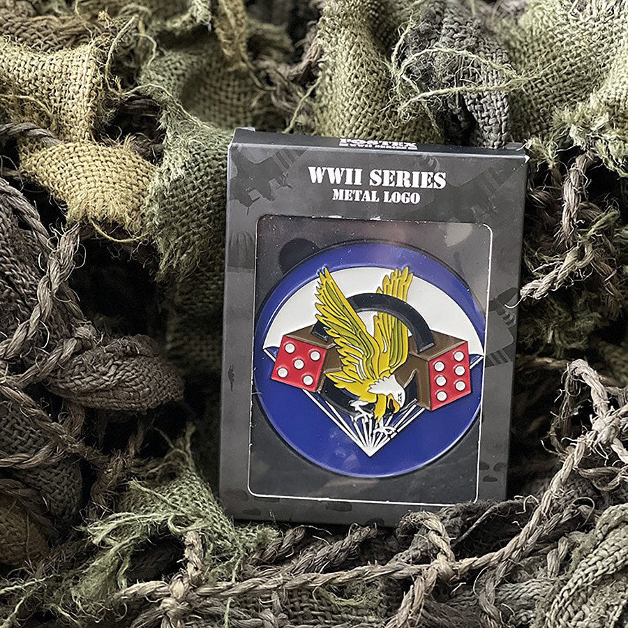 Insignia metálica US 506th Parachute Infantry Regiment en acero con pegatina adhesiva