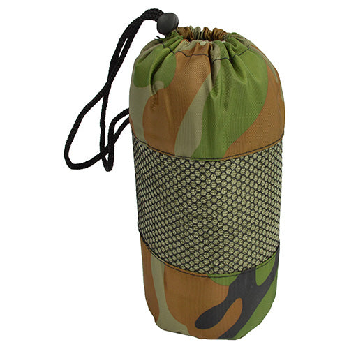 Toalla verde de microfibra 120x60 cm