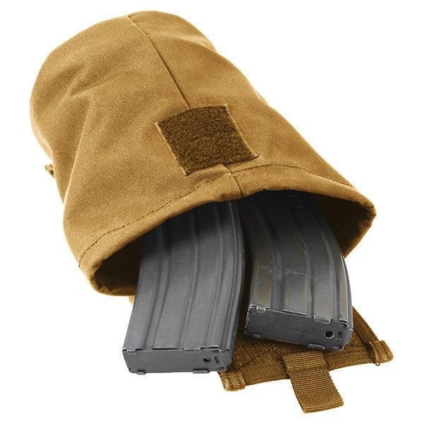 Funda MOLLE para cargadores vacíos COYOTE plegable con cierre de velcro y cordón elástico, tamaño 21 x 14 cm