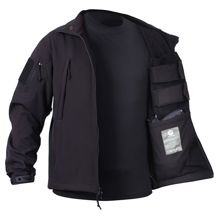 Imagen frontal de la chaqueta softshell CONCEALED CARRY negra