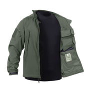Chaqueta softshell Concealed Carry verde con capucha y bolsillos
