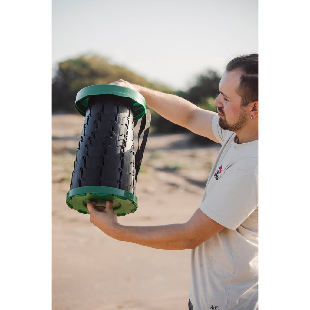 Silla OUTDOOR telescópica de plástico, altura ajustable 7-45 cm, capacidad 120 kg