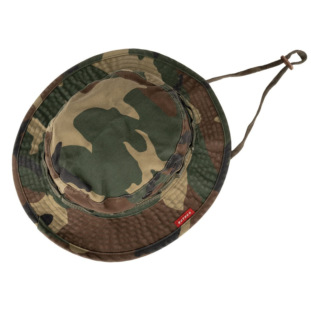 Sombrero Boonie Vintage Woodland Rothco con 4 orificios de ventilación con rejilla, cordón con tope de cuero y anillas para camuflaje