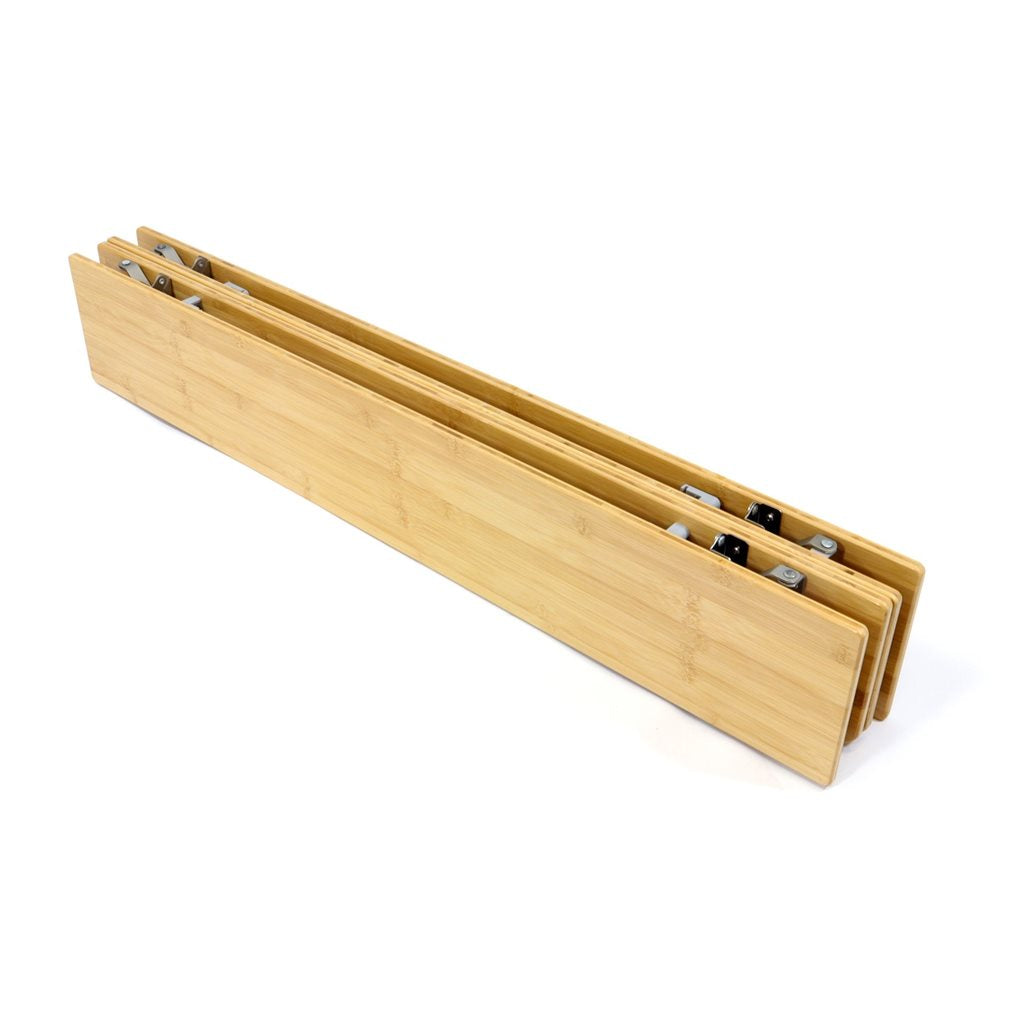 Mesa de camping plegable de bambú BAMBUS con patas ajustables para nivelar terrenos irregulares
