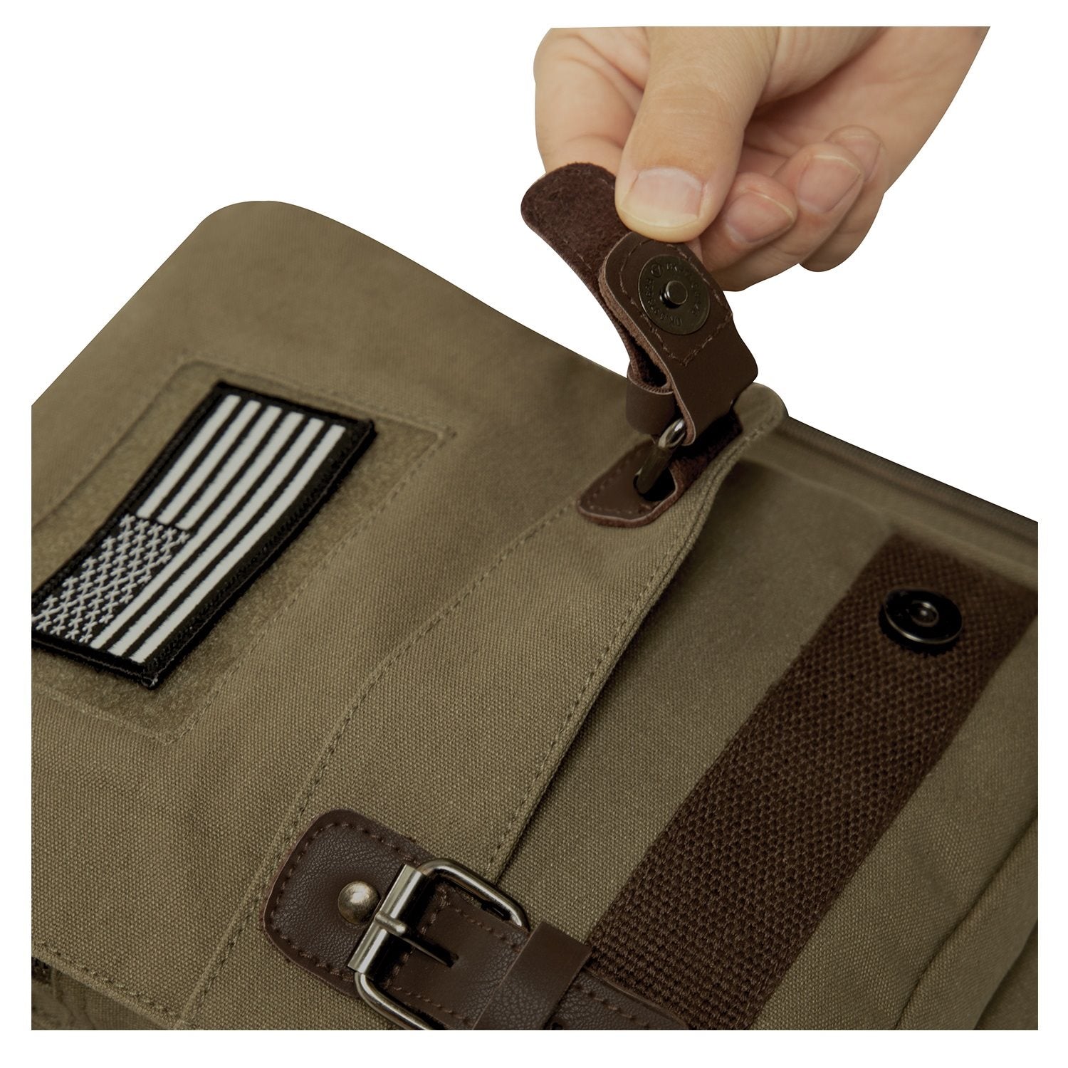 Mochila Sling Vintage verde de lona con detalles en cuero y metal, 40x34x13 cm