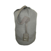 Bolsa naval danesa rip-stop gris-verde usada, 93 cm de alto, diámetro base 43 cm, asa y correa de hombro, algodon