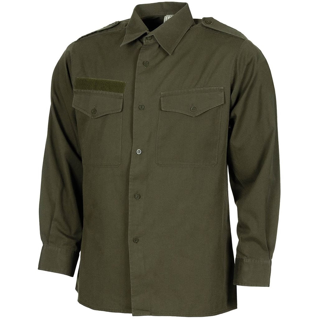 Camisa militar austriaca verde usada - original de excedentes del ejército