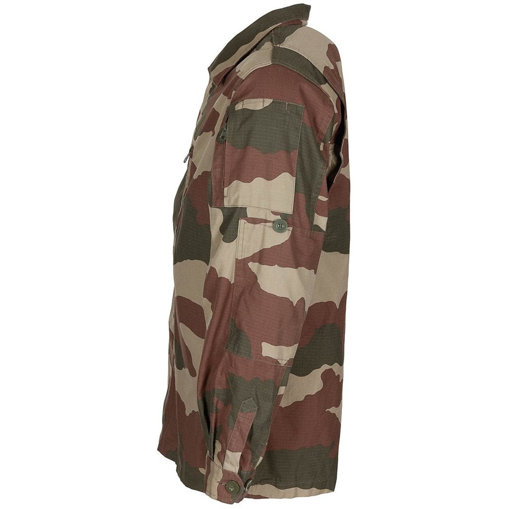 Chaqueta militar turca rip-stop Woodland usada, cierre de botones, 65% poliéster 35% algodón
