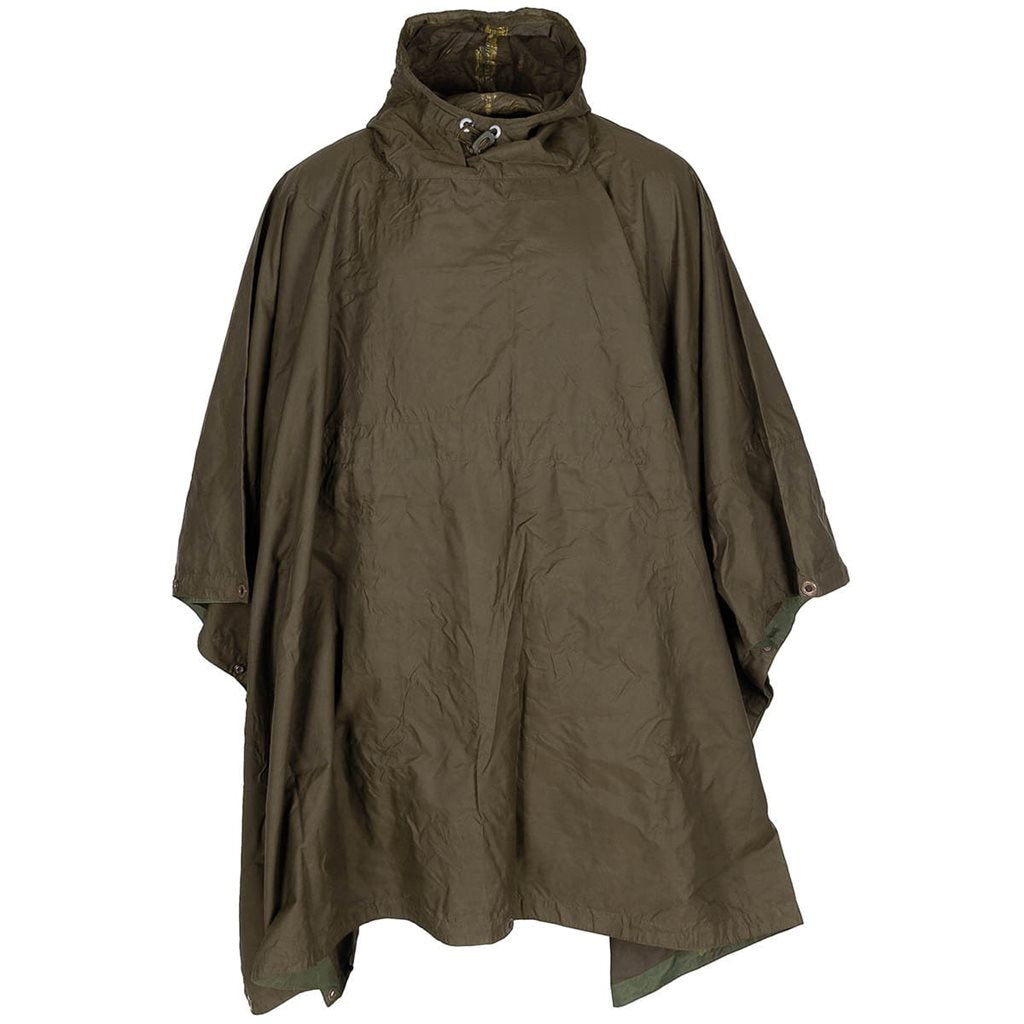 Poncho austriaco verde de goma usado