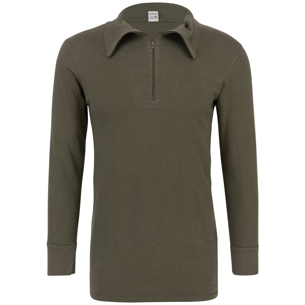 Camiseta BW verde con cuello alto y cremallera, usada