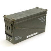 Caja de munición usada para 32 cartuchos de 40 mm, dimensiones 46 x 15,5 x 25 cm