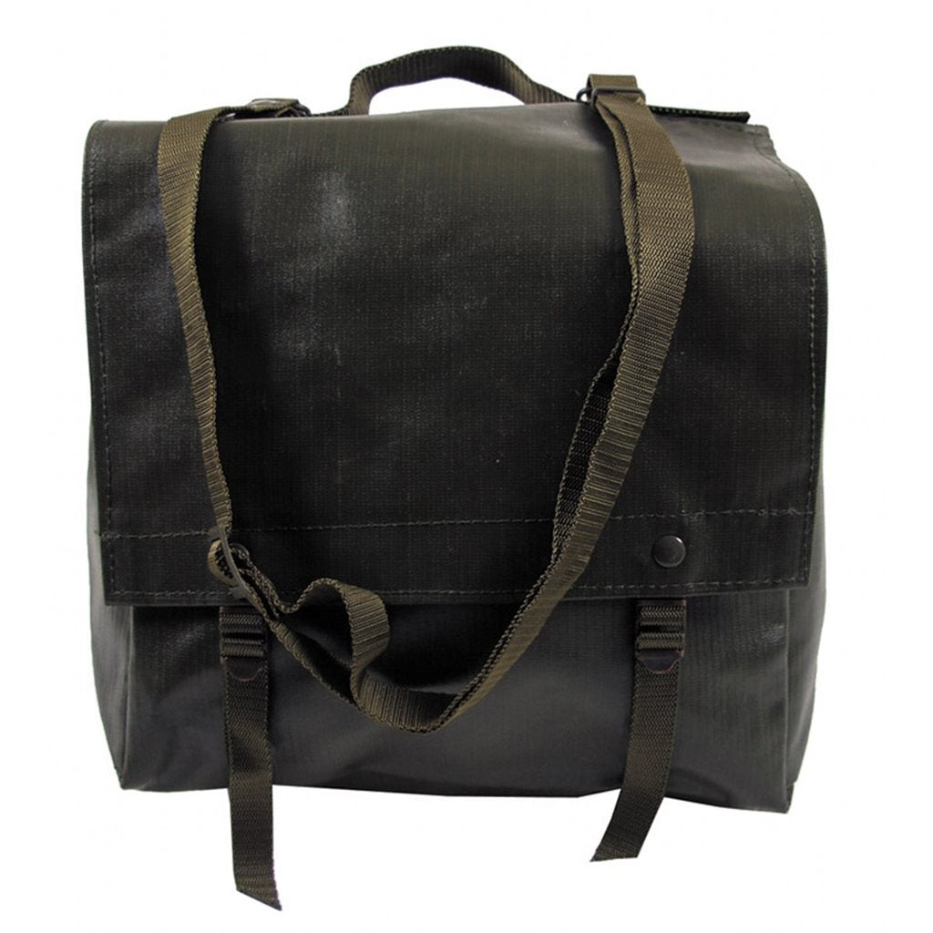 Bolsa pequeña AČR vz.90 verde pogumizada impermeable usada con correa de hombro