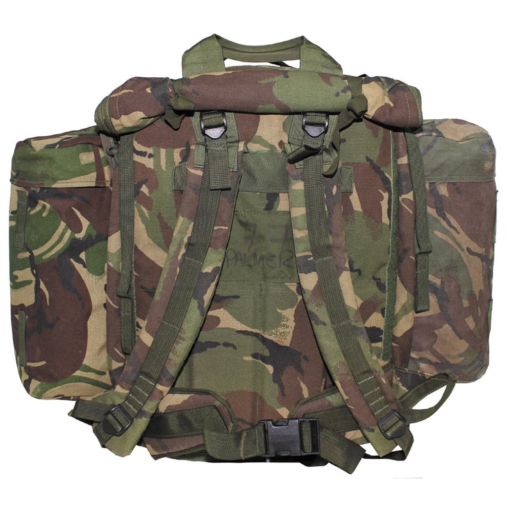 Mochila británica OTHER ARMS 70+20 L usada DPM en nylon 1000D