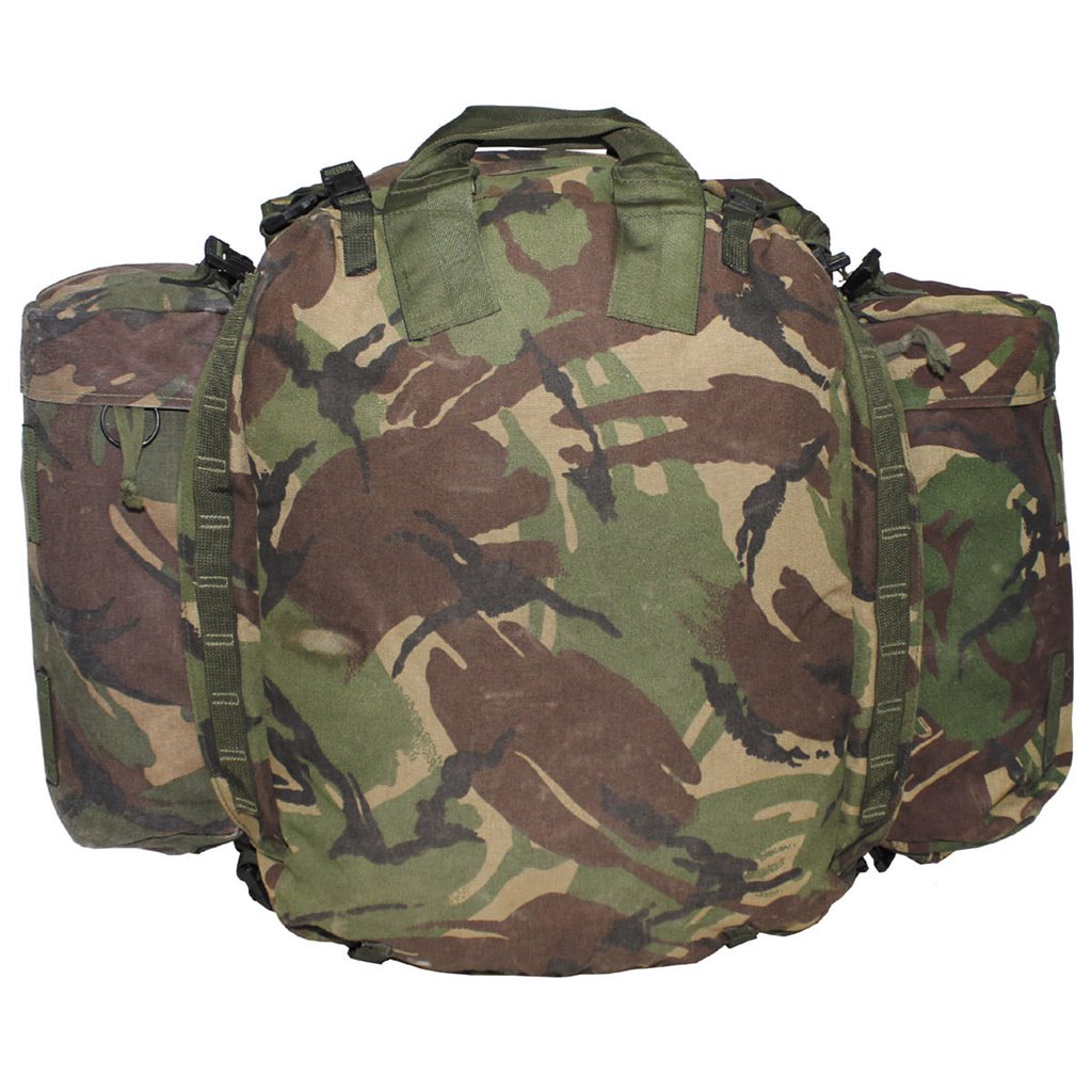 Mochila británica OTHER ARMS 70+20 L usada DPM en nylon 1000D