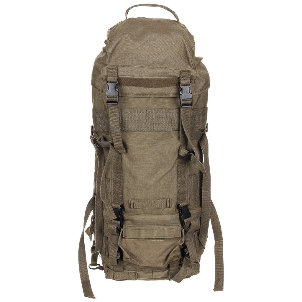 Mochila MOUNTAIN austriaca verde con refuerzo, usada, dos compartimentos