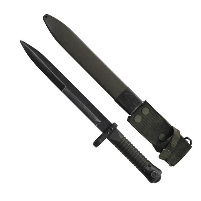Bayoneta CETME L española, longitud 35,5 cm, vaina plástica, fabricante FN Toledo