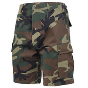 Pantalones cortos BDU Woodland con estampado camuflaje