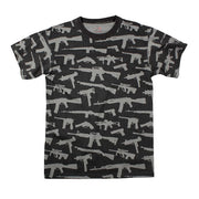 Camiseta negra con estampado de armas 60% algodón 40% poliéster