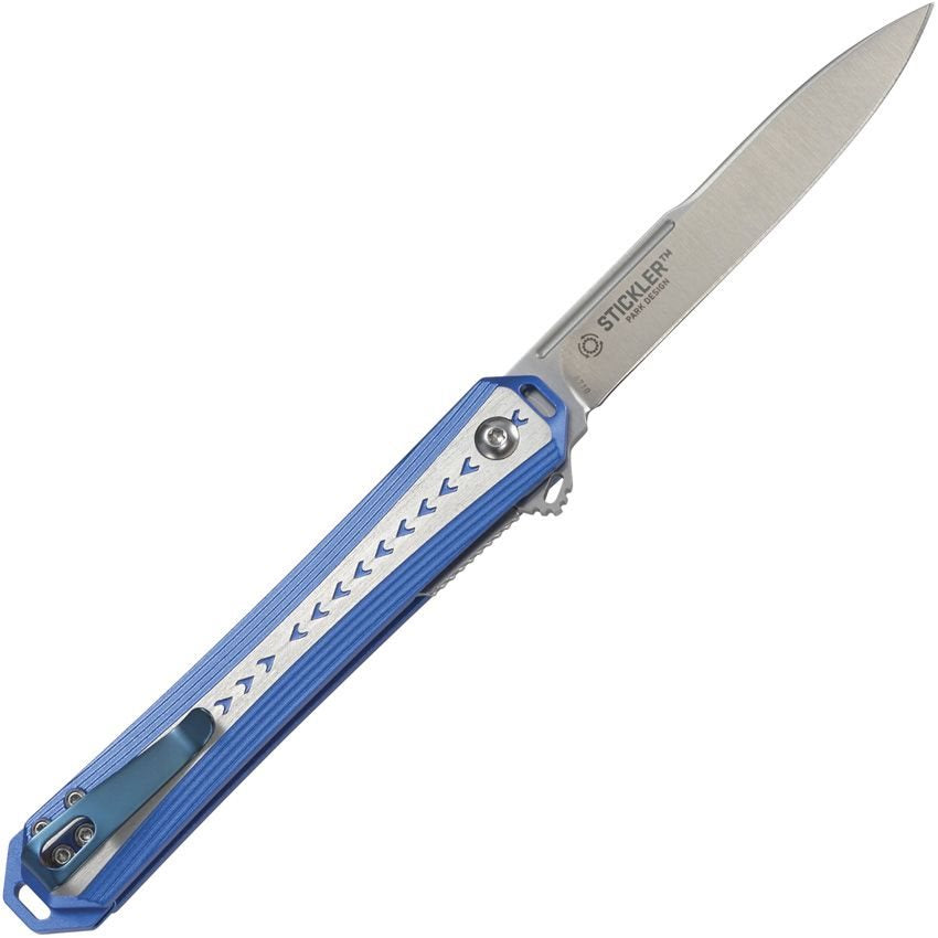 Navaja plegable STICKLER azul con hoja lisa de acero Sandvik 12C27, flipper y clip de bolsillo
