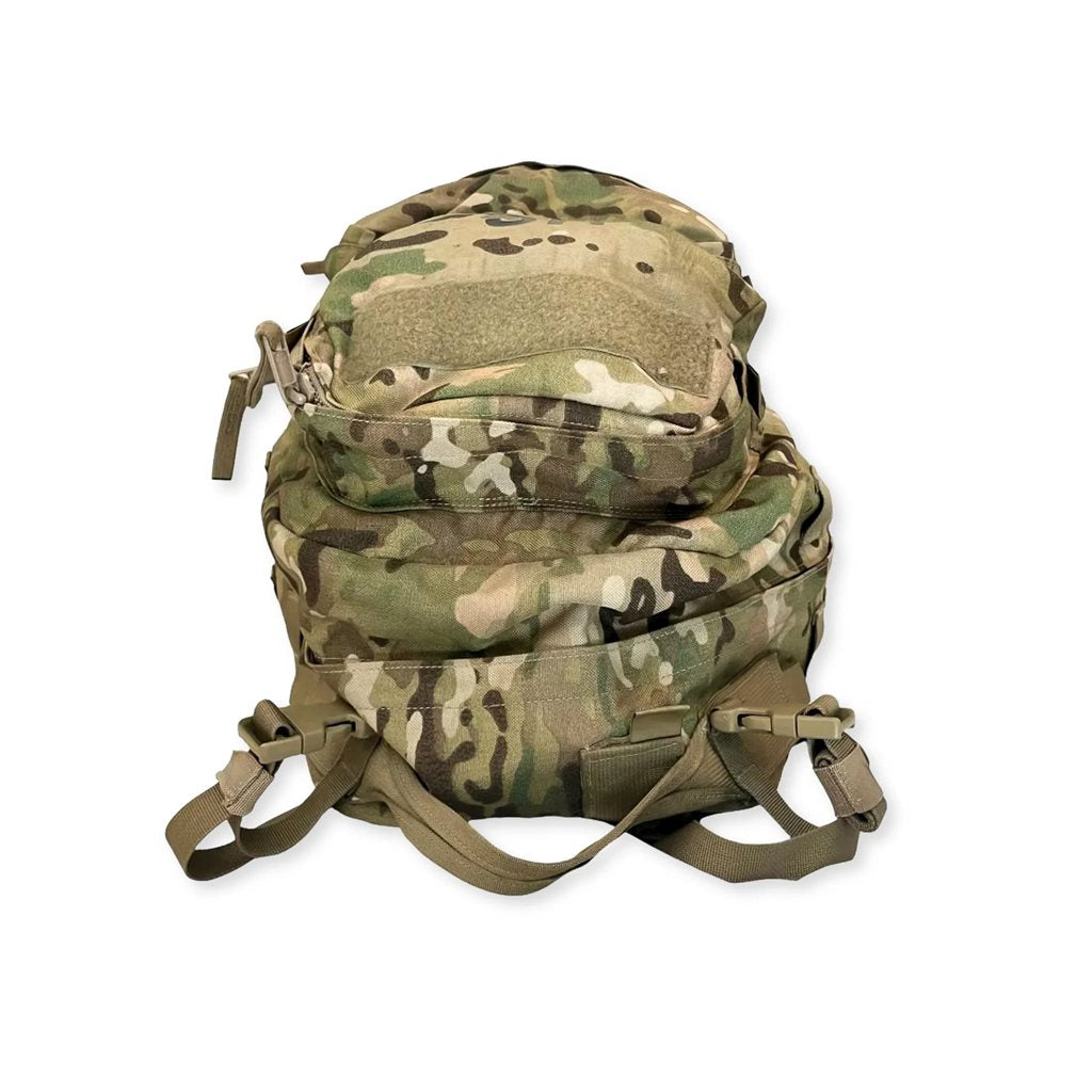 Mochila militar MOLLE II MLM mediana MultiCam OCP usada con armazón