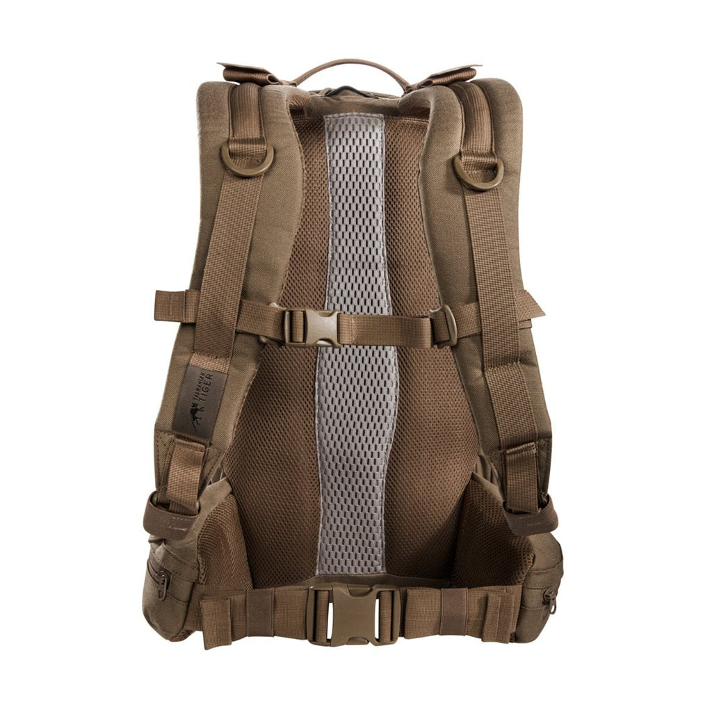 Mochila Modular Combat Pack 22 L Coyote con dos bolsillos exteriores y sistema modular
