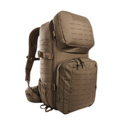 Mochila Modular Combat Pack 22 L Coyote con dos bolsillos exteriores y sistema modular