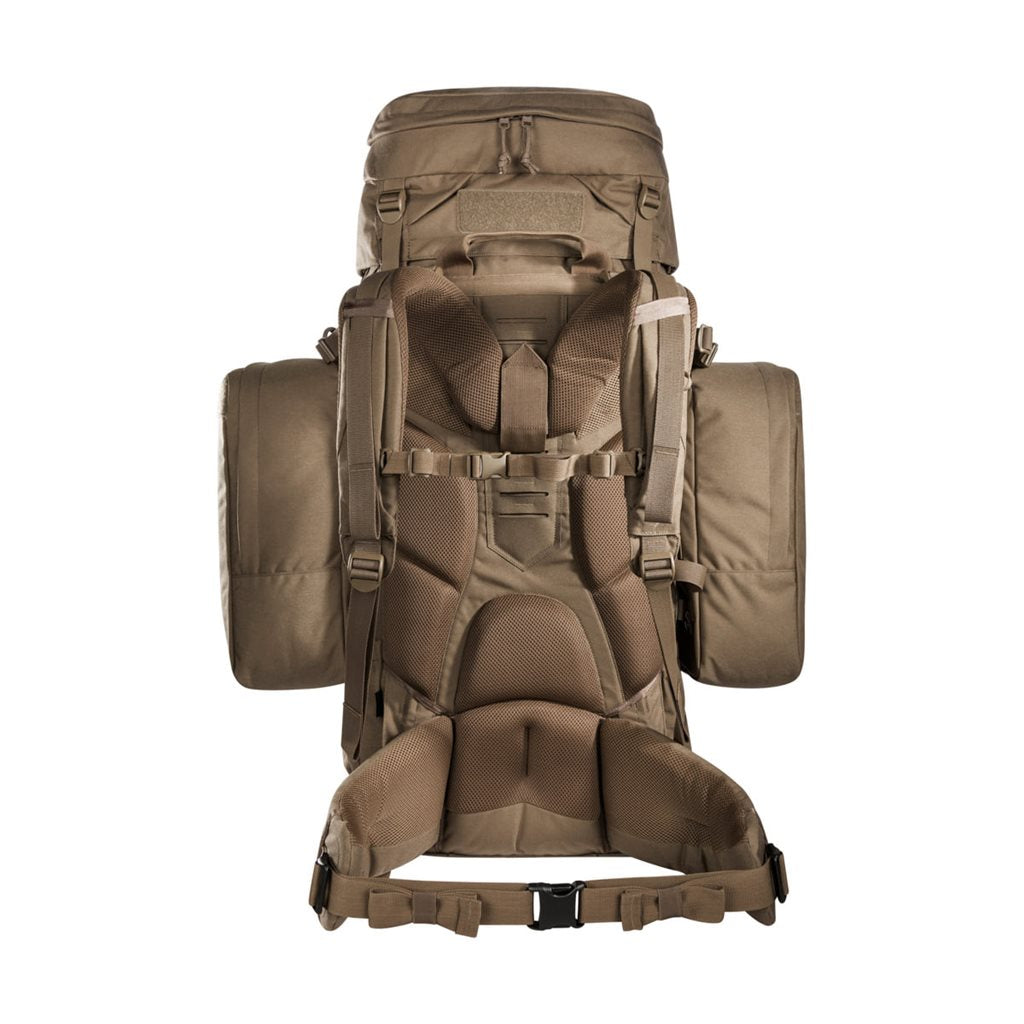 Mochila MIL OPS Pack 80+24 L COYOTE mostrando el gran acceso frontal y compartimentos separados