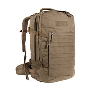 Mochila Mission Pack MKII 37 L Coyote, vista frontal; capacidad 37 L, espalda reforzada, dos compartimentos y varios bolsillos.