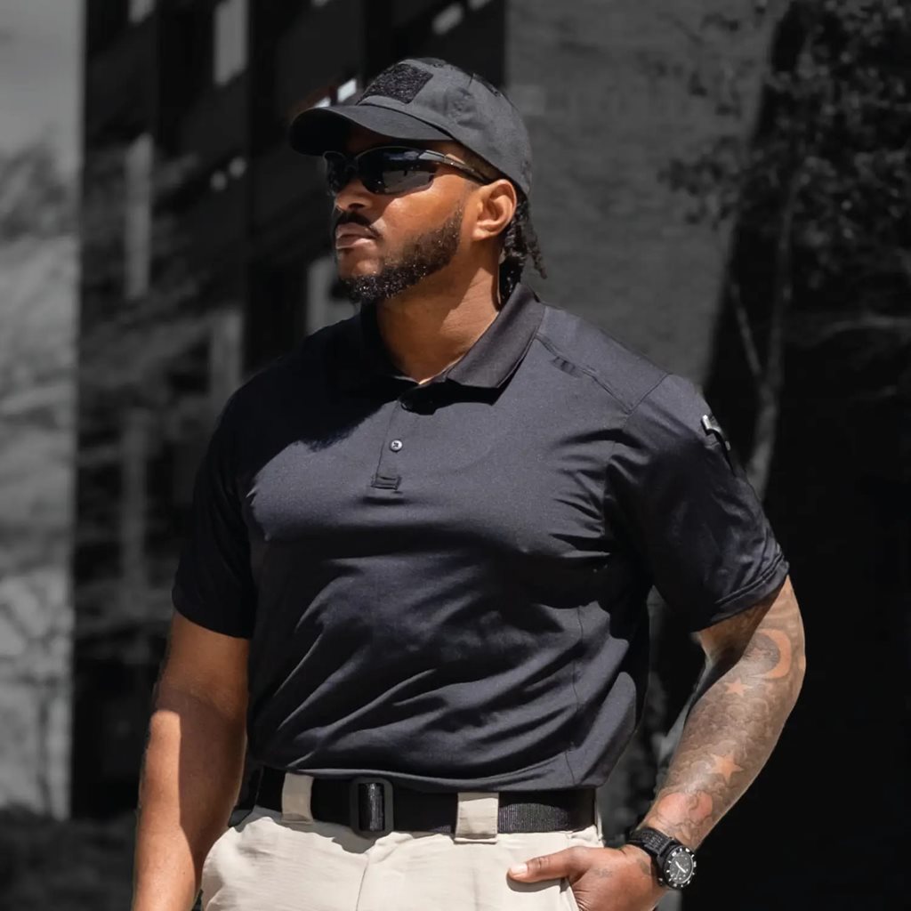 Polo TACTICAL PERFORMANCE manga corta negro, tejido que evacua la humedad