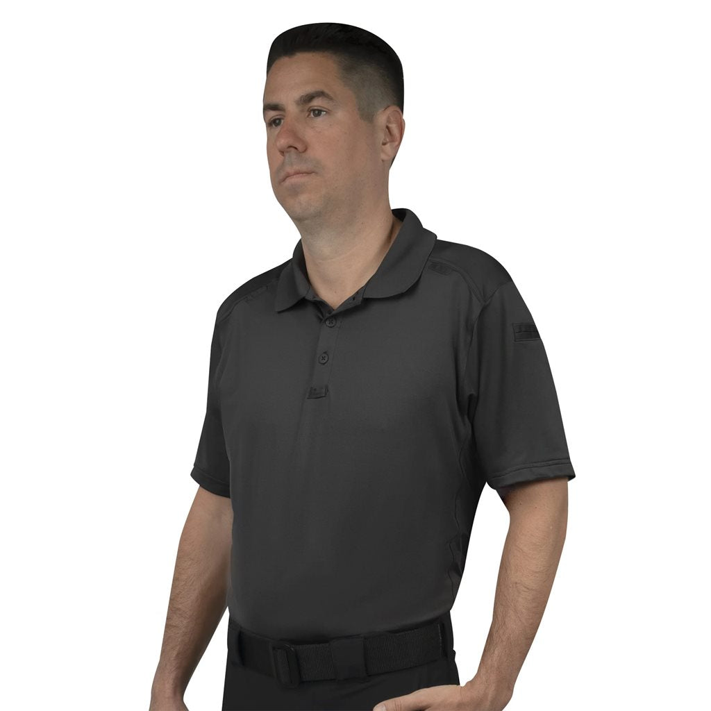 Polo TACTICAL PERFORMANCE manga corta gris carbón, tejido 92% poliéster y 8% spandex