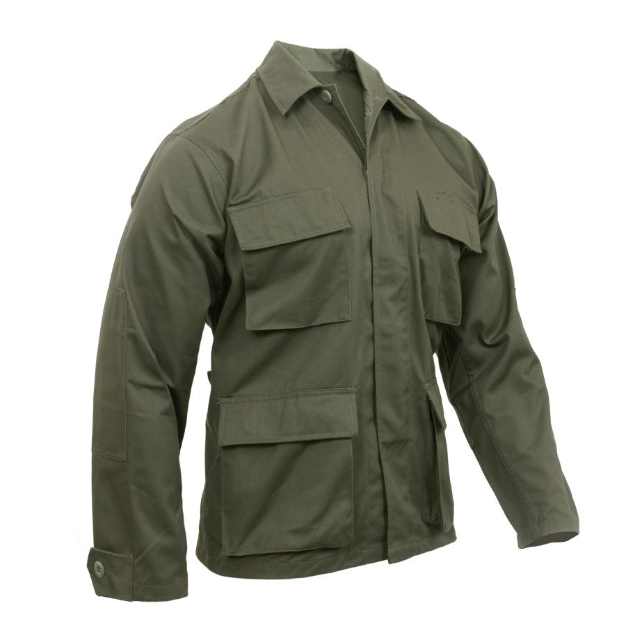 Blusa tipo BDU Rothco en verde, confección robusta y alta estabilidad de color
