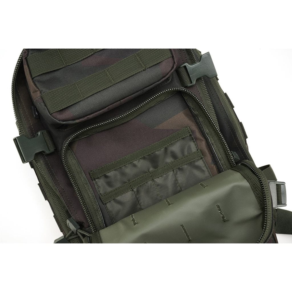 Mochila táctica US Cooper verde con 2 compartimentos principales y 2 bolsillos frontales, poliéster 600D