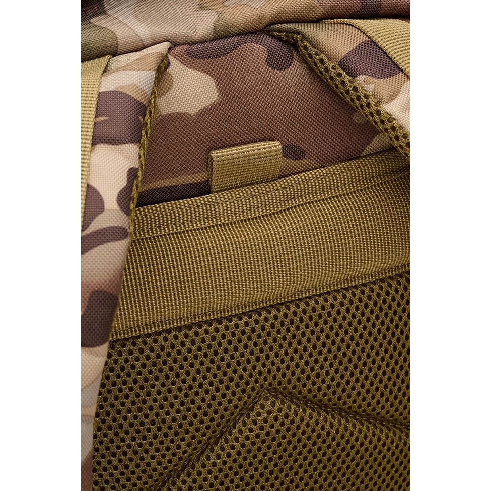 Mochila tactica US Cooper Lasercut verde en poliester 600D con corte laser y varios compartimentos