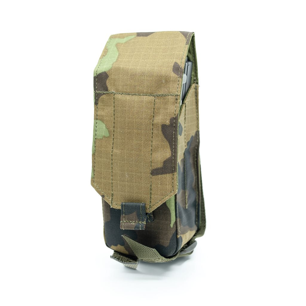 Funda AČR para 2 cargadores CZ BREN 2/AR-15 camuflaje vz.95