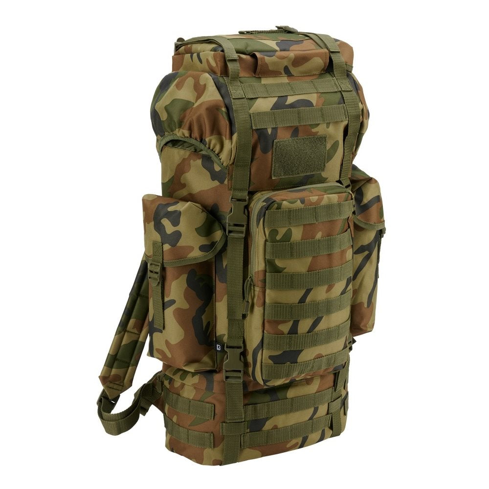 Mochila táctica BRANDIT MOLLE verde 66 L con 4 bolsillos externos y compartimento dividido