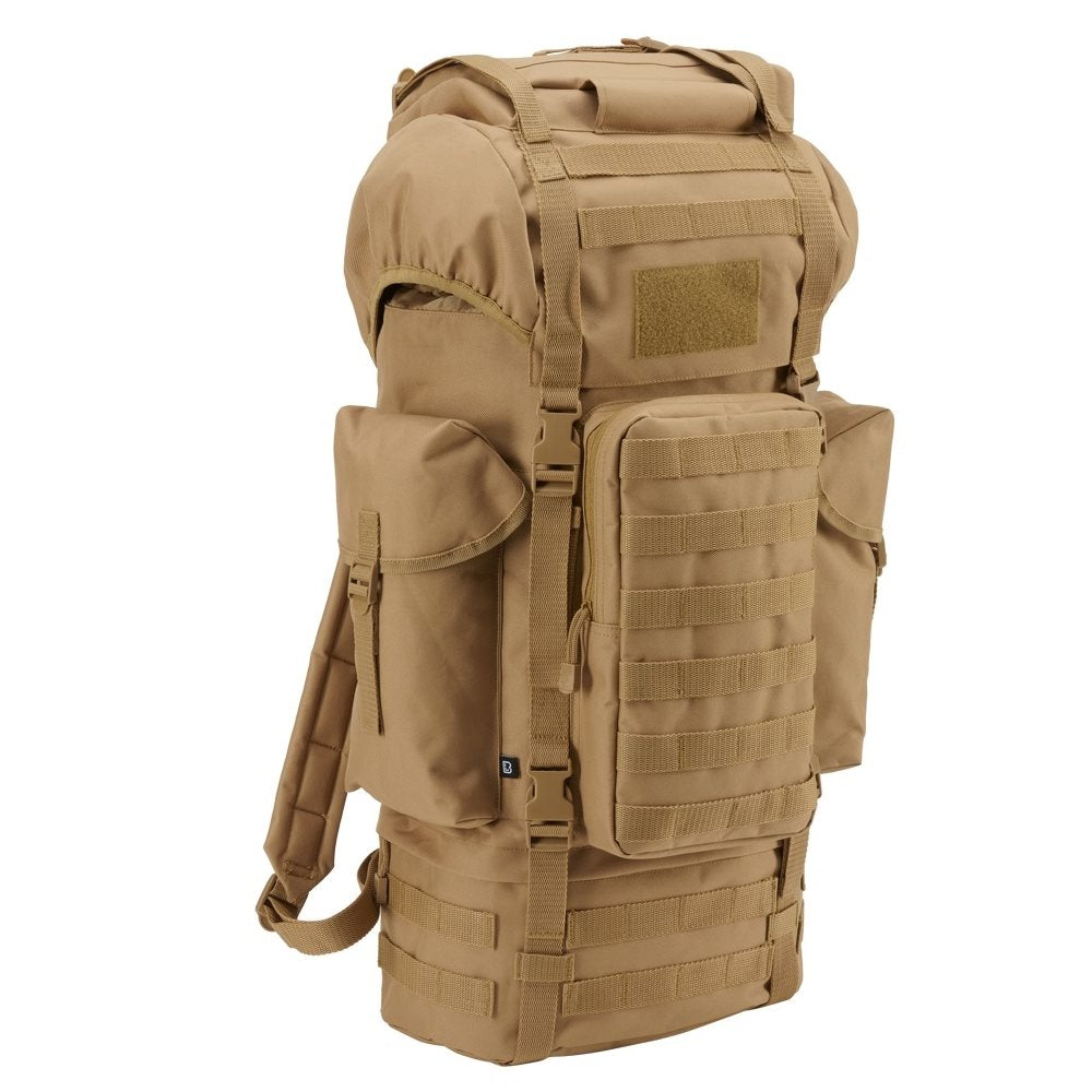 Mochila KAMPF MOLLE verde 66 L réplica BRANDIT con cuatro bolsillos externos y compartimento principal dividido