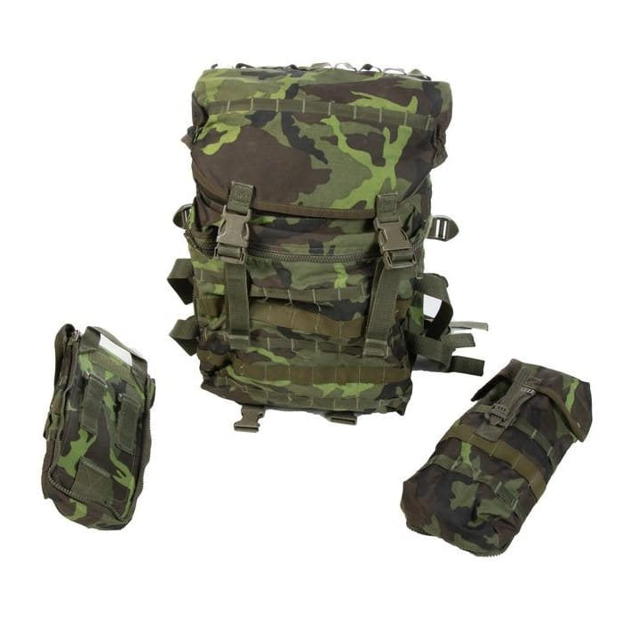 Mochila pequeña de campaña MNS-2000 vz.95 patrón bosque