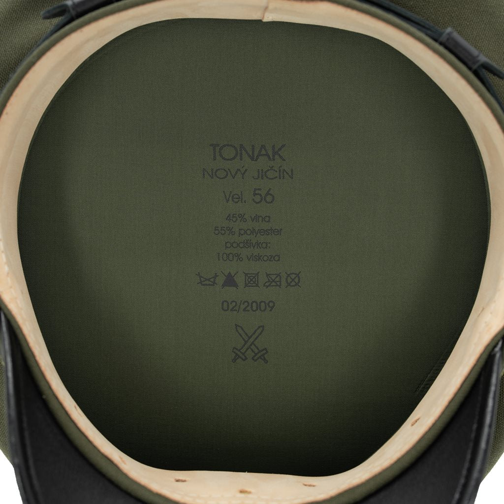 Gorra Brigadýrka ČS verde con insignia dorada vista frontal