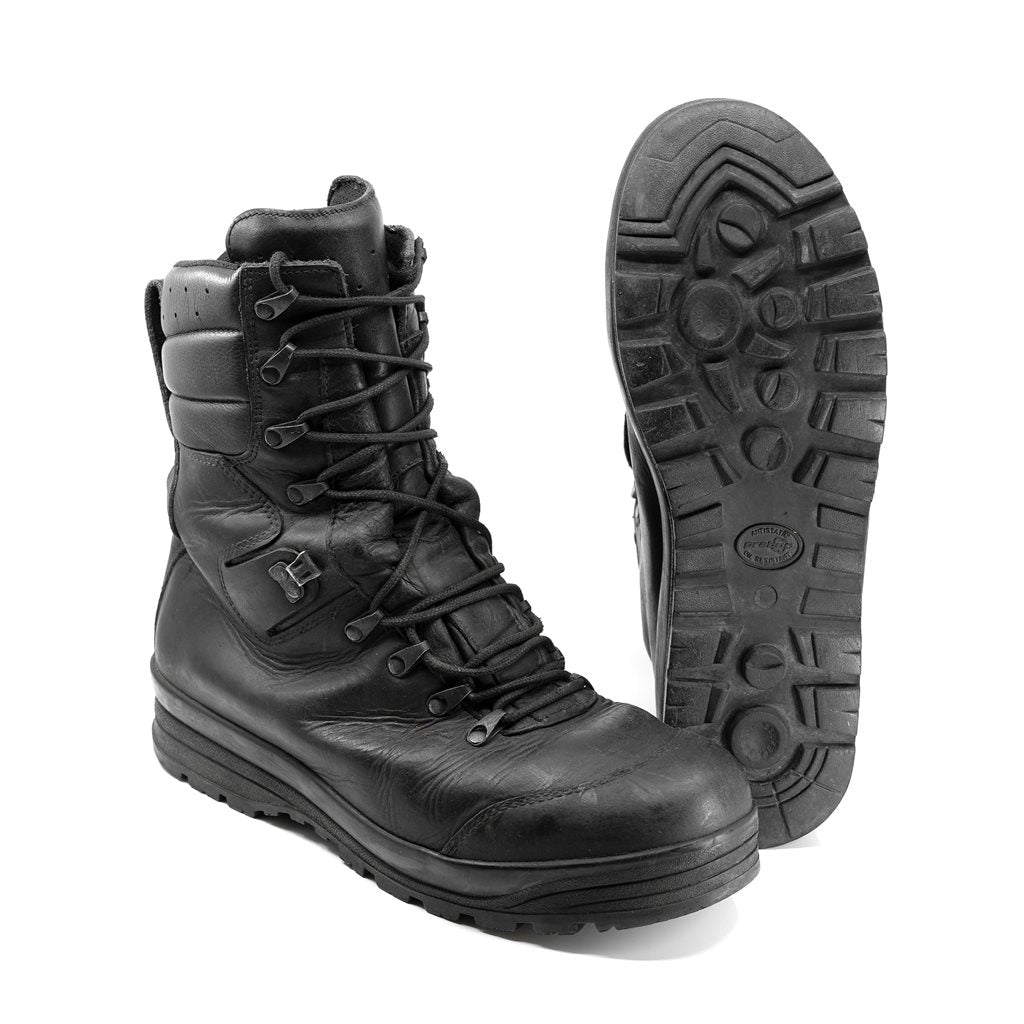 Botas de campaña AČR ECWCS vz.2010 Gore-Tex usadas, vista frontal
