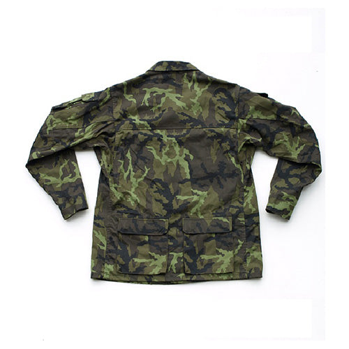 Blusa AČR vz.95 usada con camuflaje en negro, marrón, oliva y verde claro