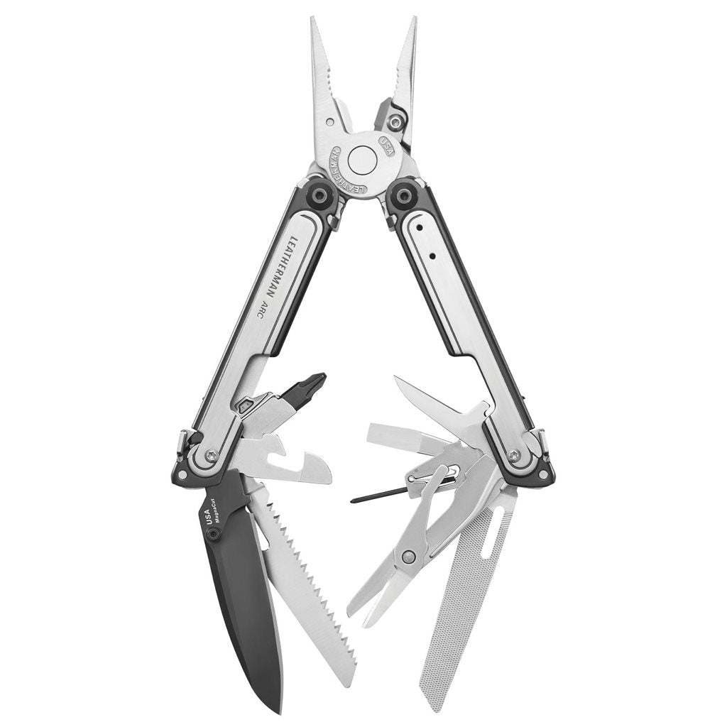 Multiherramienta Leatherman ARC plegable gris y plata con hoja de acero CPM MagnaCut