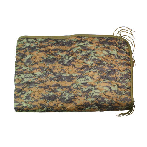Forro para poncho DIGITAL WOODLAND 208 x 157 cm 100% poliéster rip-stop