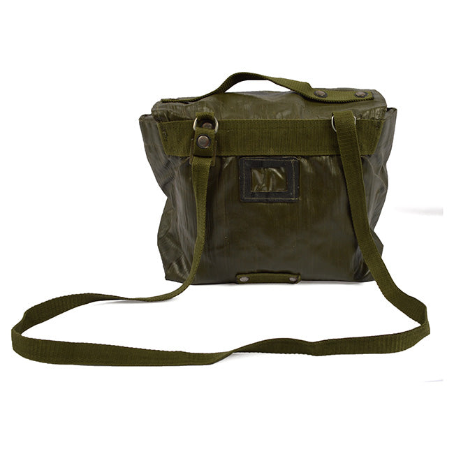 Bolsa pequeña AČR vz.90 verde pogumizada impermeable usada con correa de hombro