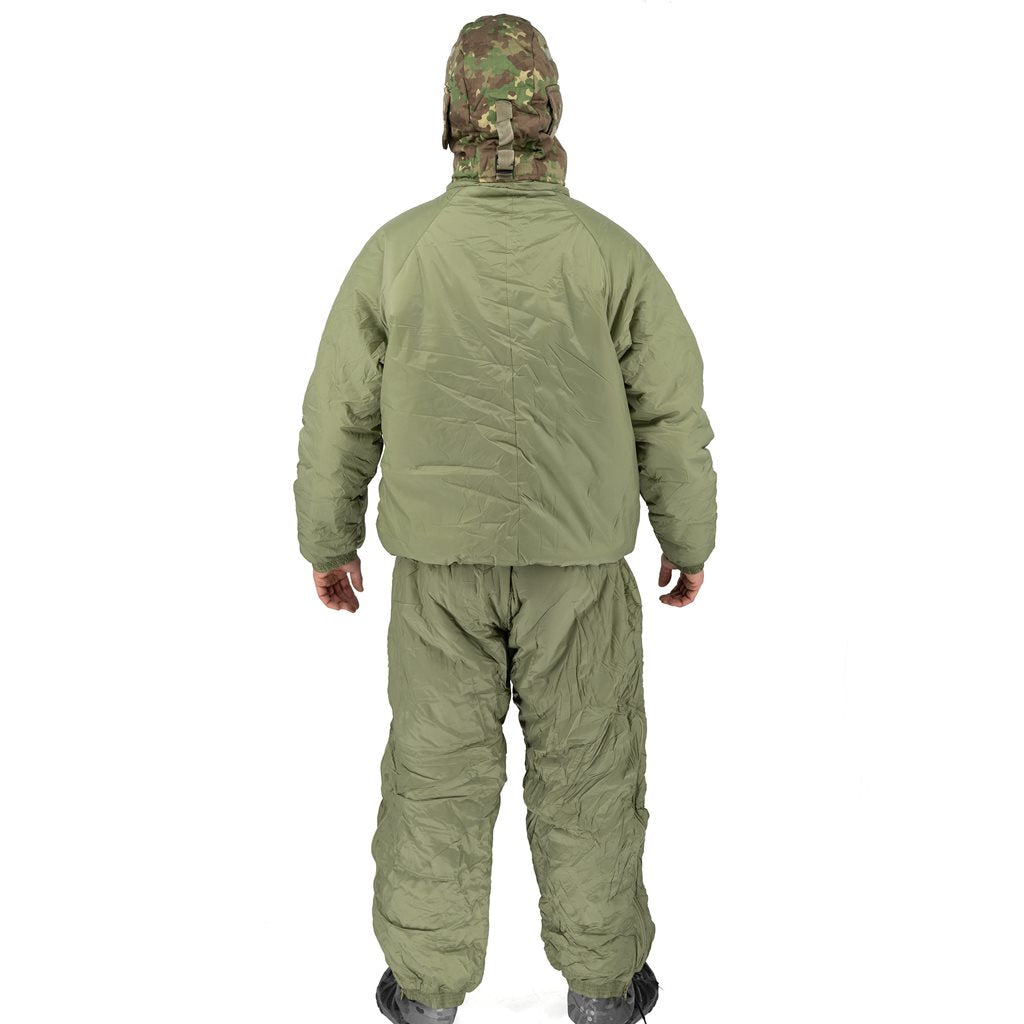 Set térmico rumano con chaqueta, pantalón y capucha camuflada