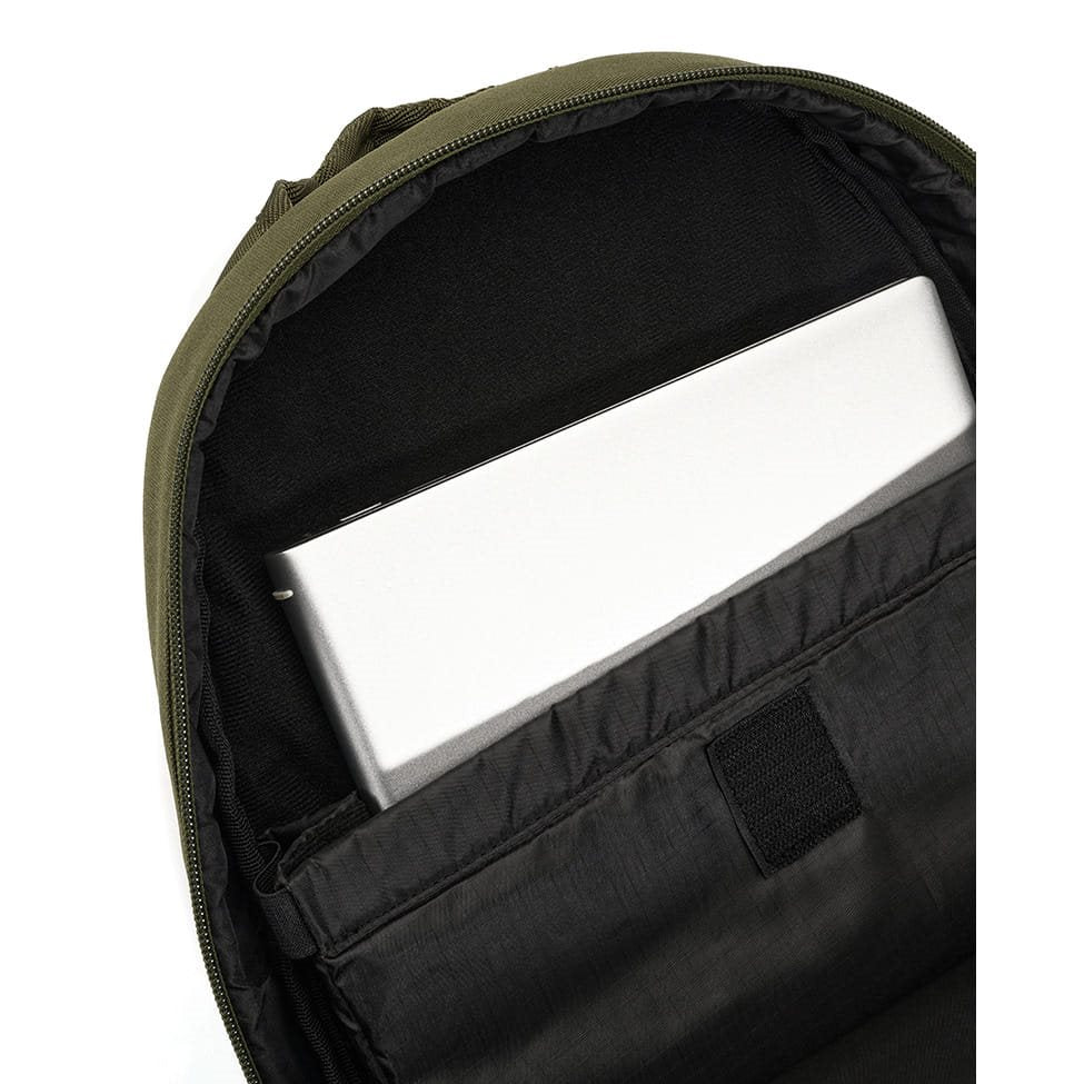 Mochila LOUIS UNI LAPTOP 20 L verde con doble compartimento y funda acolchada para portátil hasta 15 pulgadas