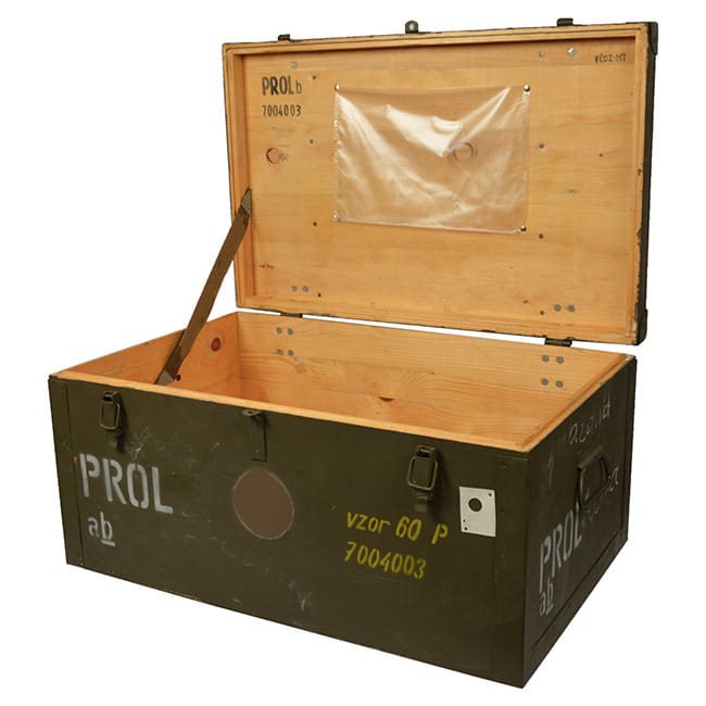 Caja de madera sanitaria AČR vz.60 usada, vista exterior con tapa