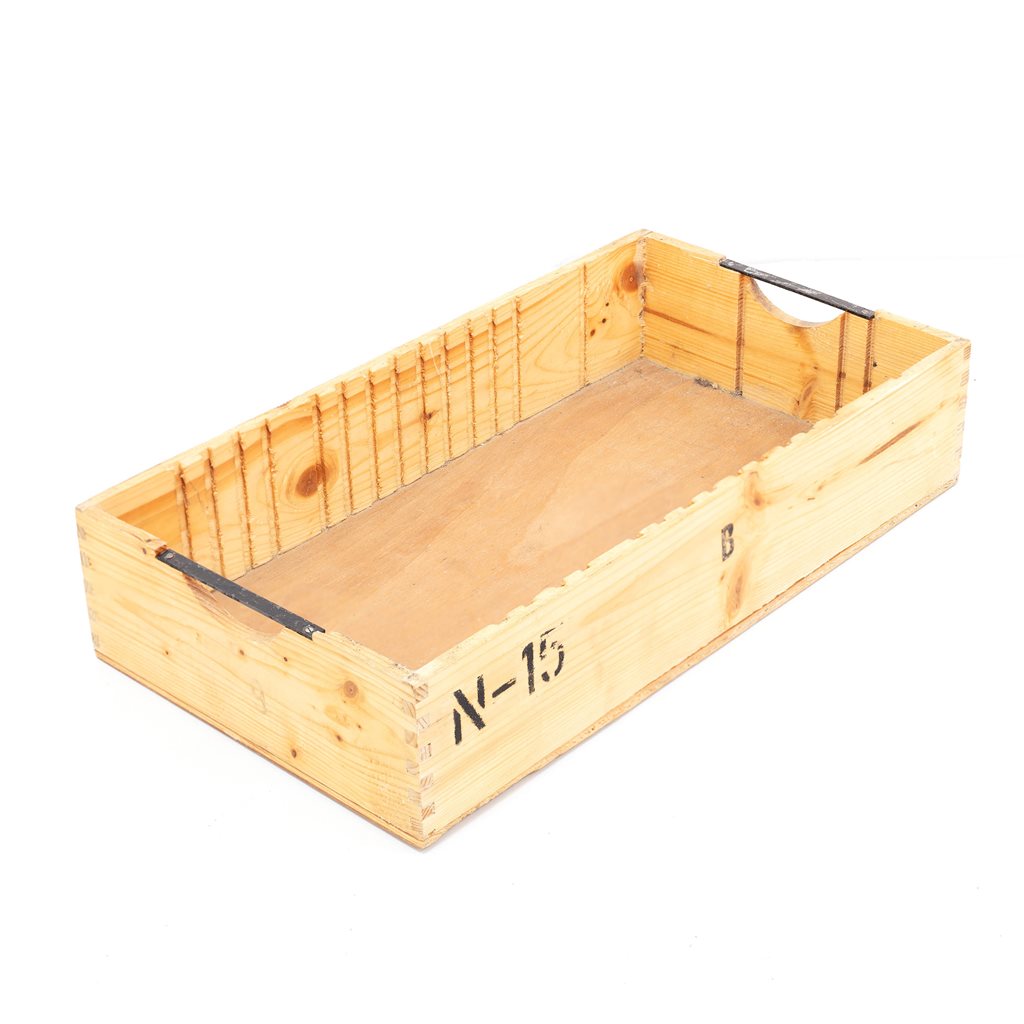 Cajón de madera reutilizado procedente de cajas médicas, dimensiones aprox. 9x24x44 cm