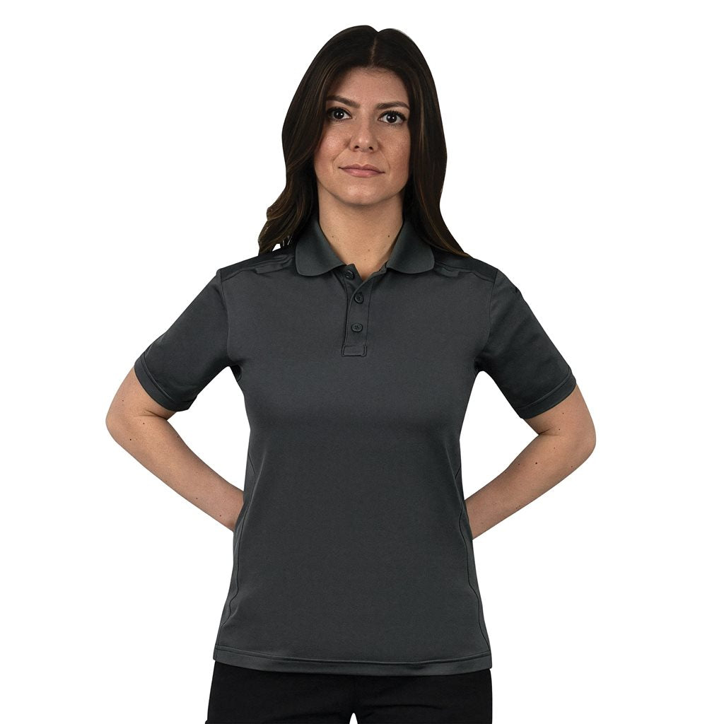 Polo femenino TACTICAL PERFORMANCE manga corta gris charcoal 92% poliéster 8% spandex