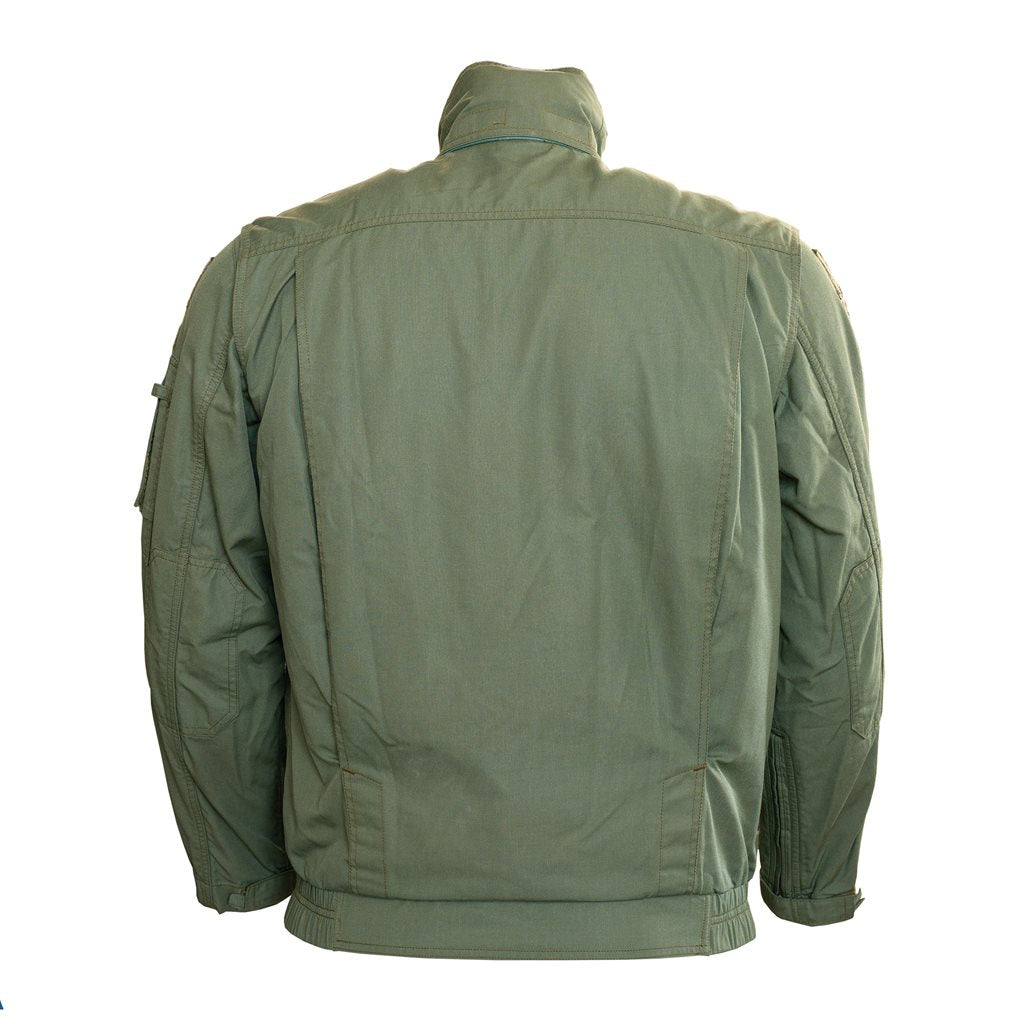 Chaleco militar 2007 verde con forro térmico y múltiples bolsillos (usado)